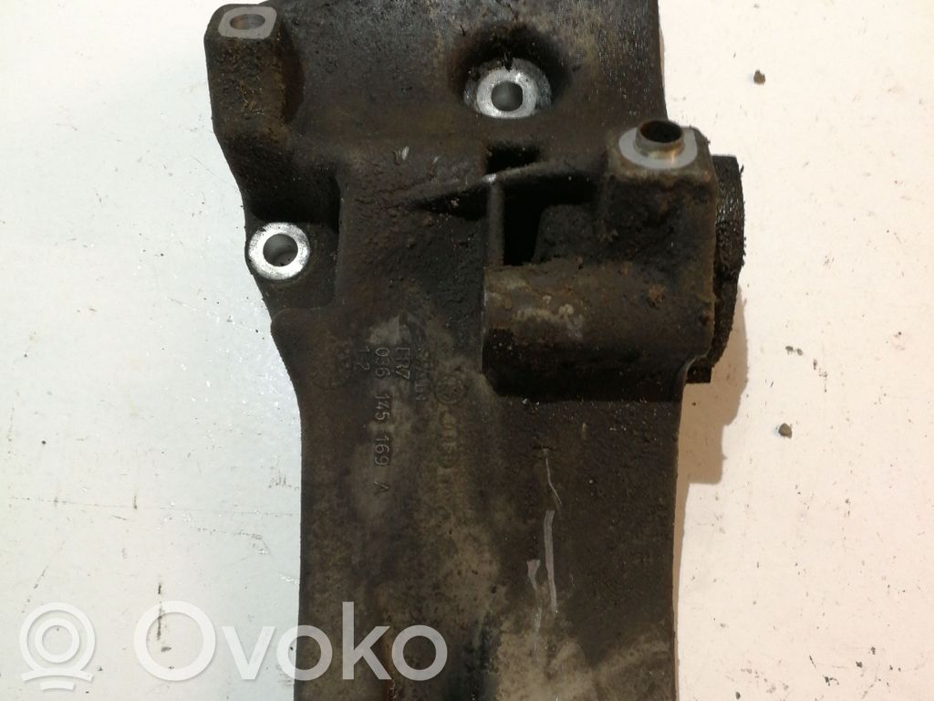 Generatoriaus kronšteinas   036145169A
