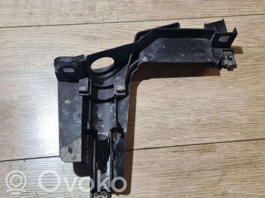 BMW 3 E46 Headlight/headlamp mounting bracket 