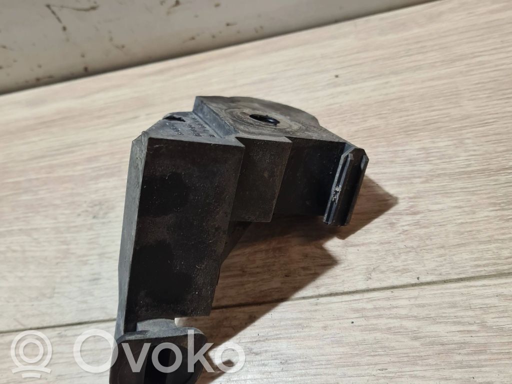 BMW 3 E46 Front bumper mounting bracket 