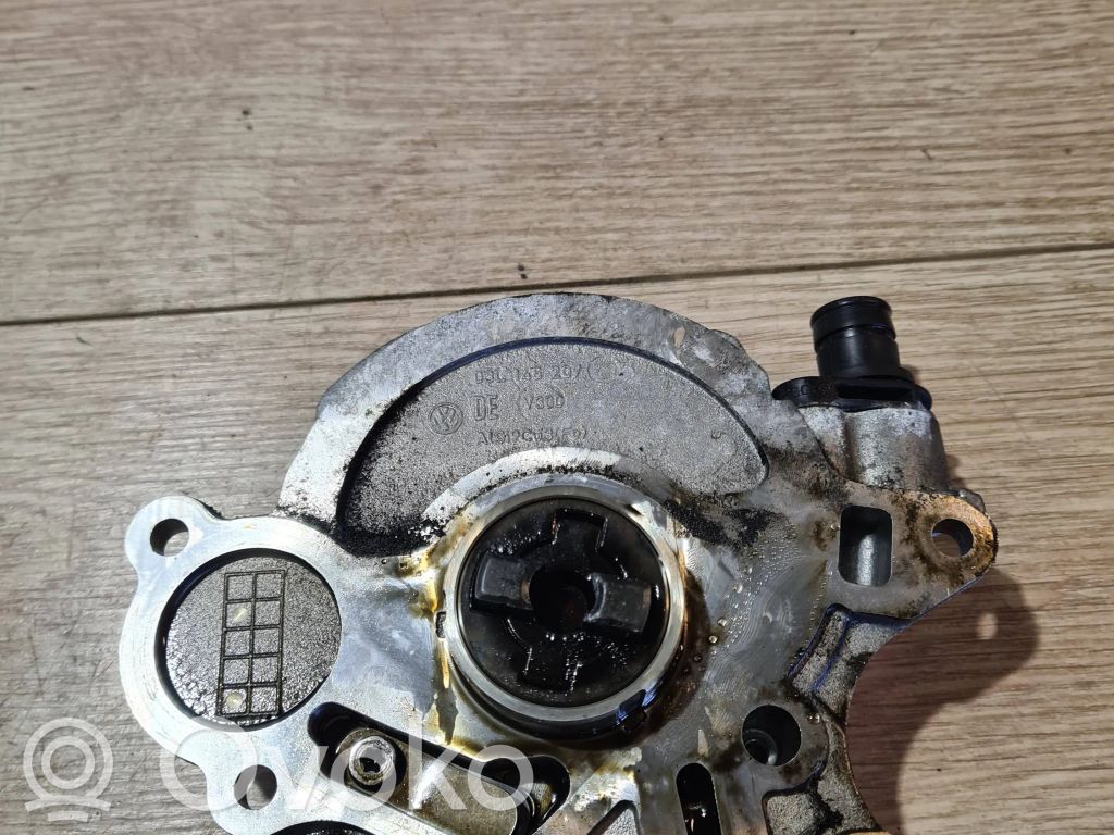 Volkswagen Golf VI Pompa podciśnienia 