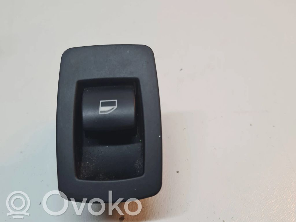 Elektrisko logu slēdzis   6945874,0059A,15939900