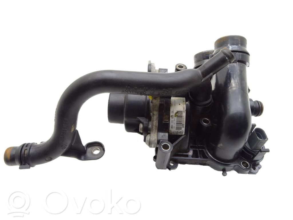 Audi A4 S4 B8 8K Pompe de circulation d'eau 