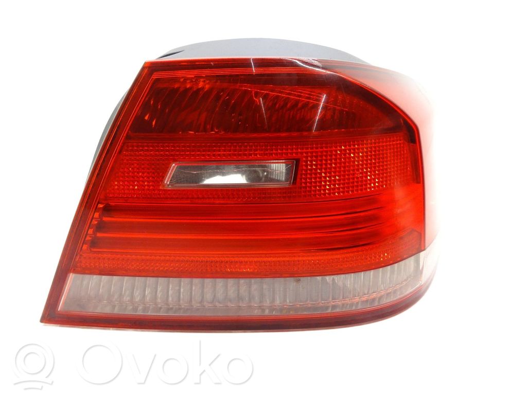BMW 3 E92 E93 Galinis žibintas kėbule 