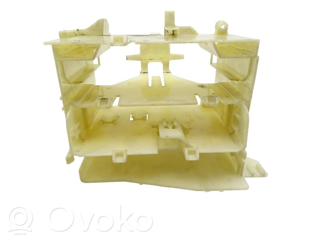 Hazard Warning Triangle Mounting Bracket   7528940