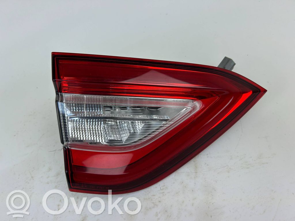 Maserati Levante Lampy tylnej klapy bagażnika 