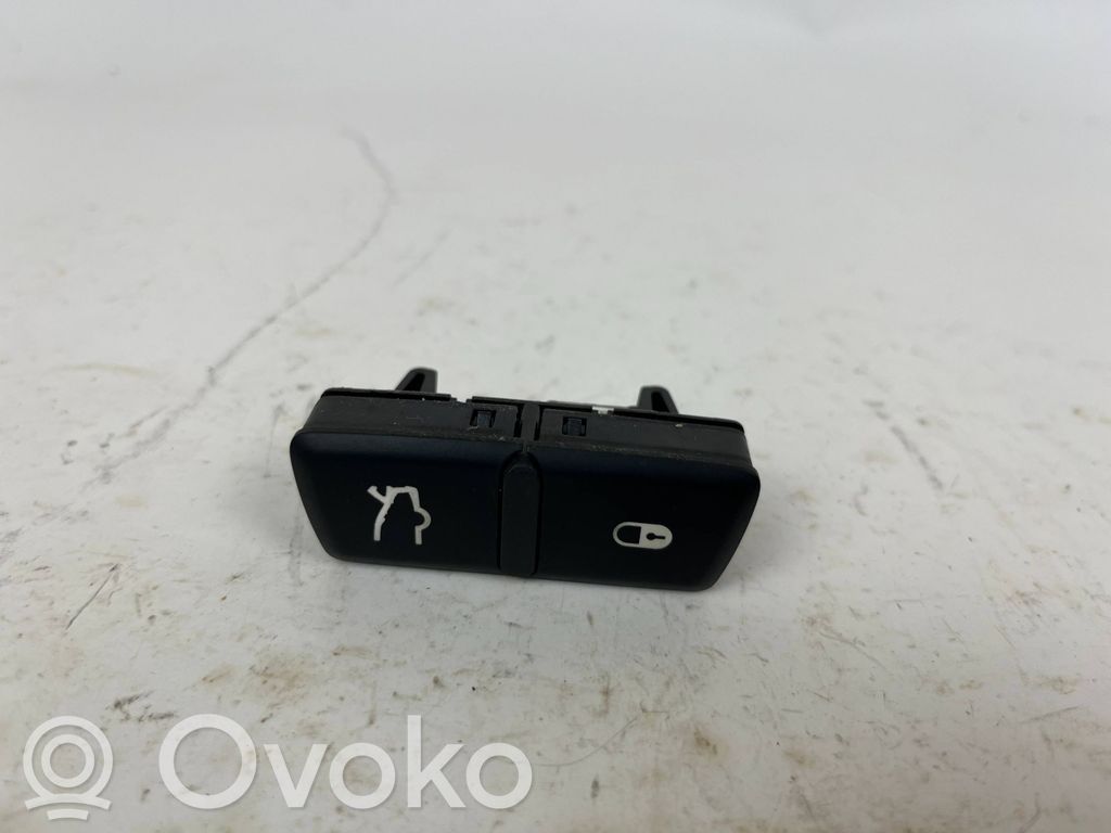 Maserati Levante Botón interruptor de maletero abierto 