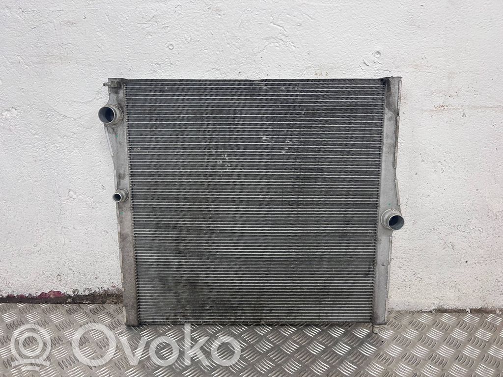 BMW X6 M Coolant radiator 