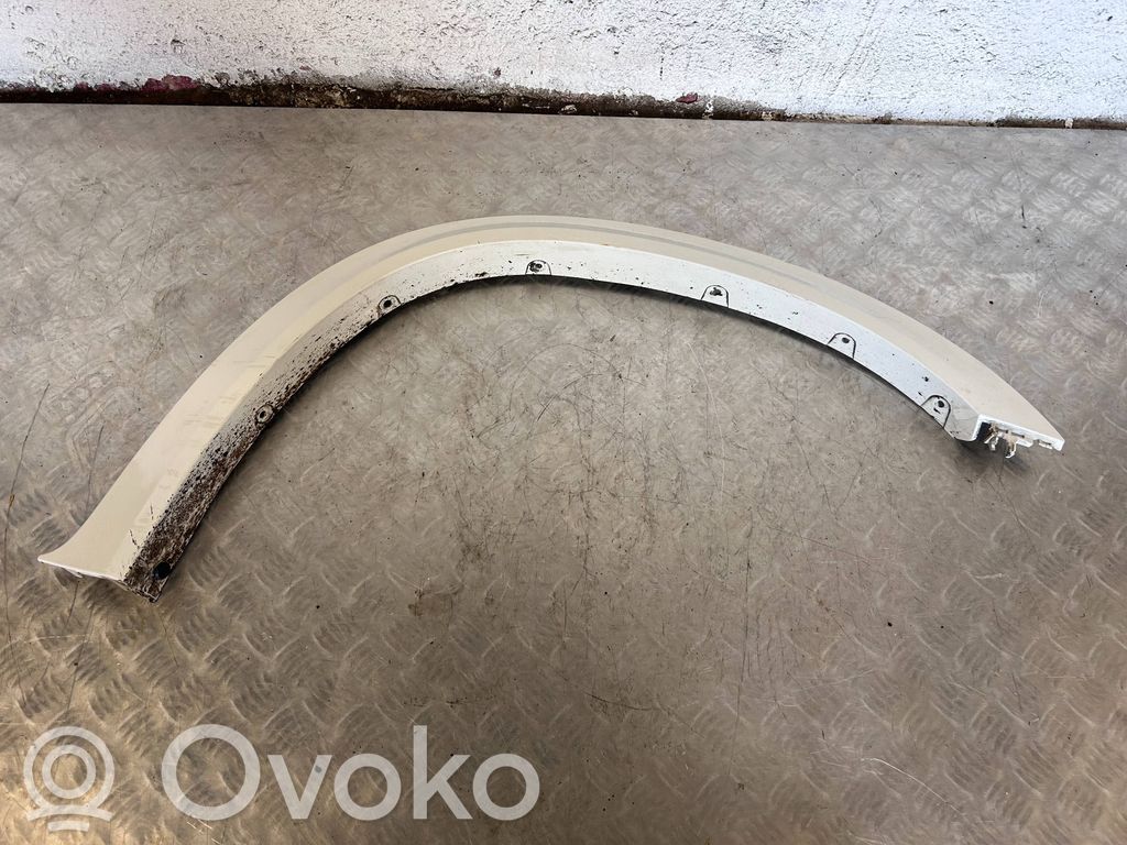 BMW X5M E70 Front arch trim 