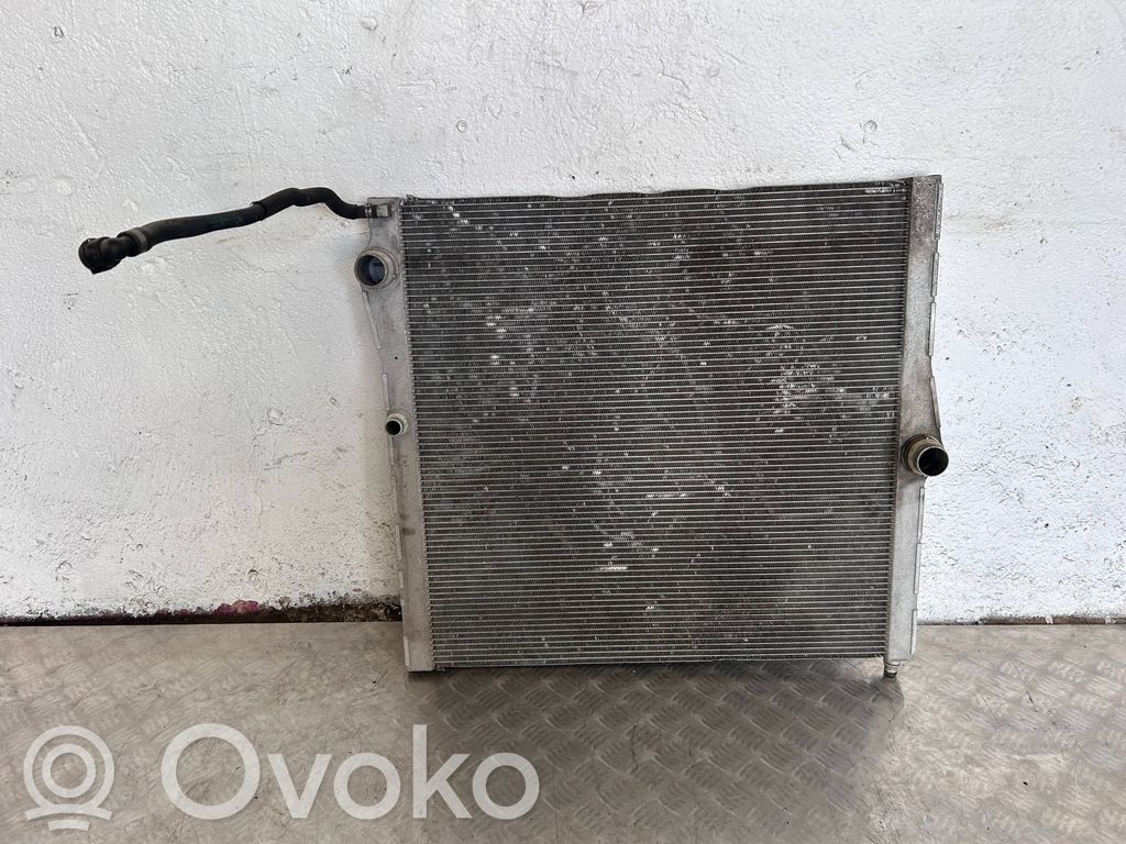 BMW X5M E70 Coolant radiator 