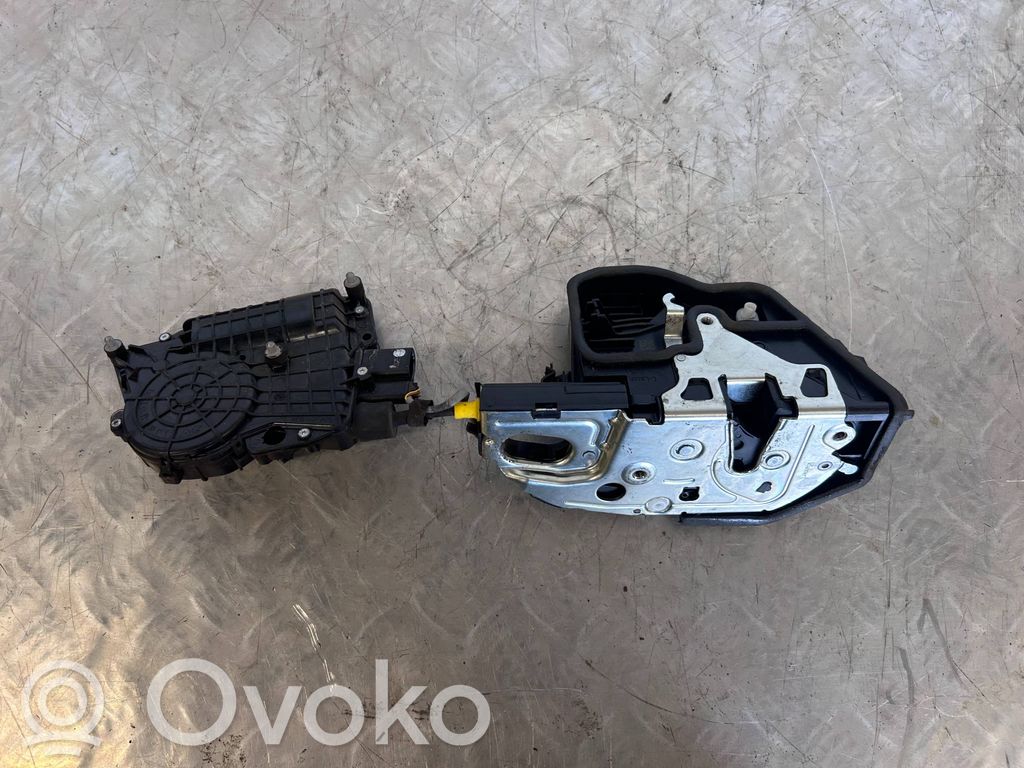 BMW X5M E70 Front door soft close latching motor 