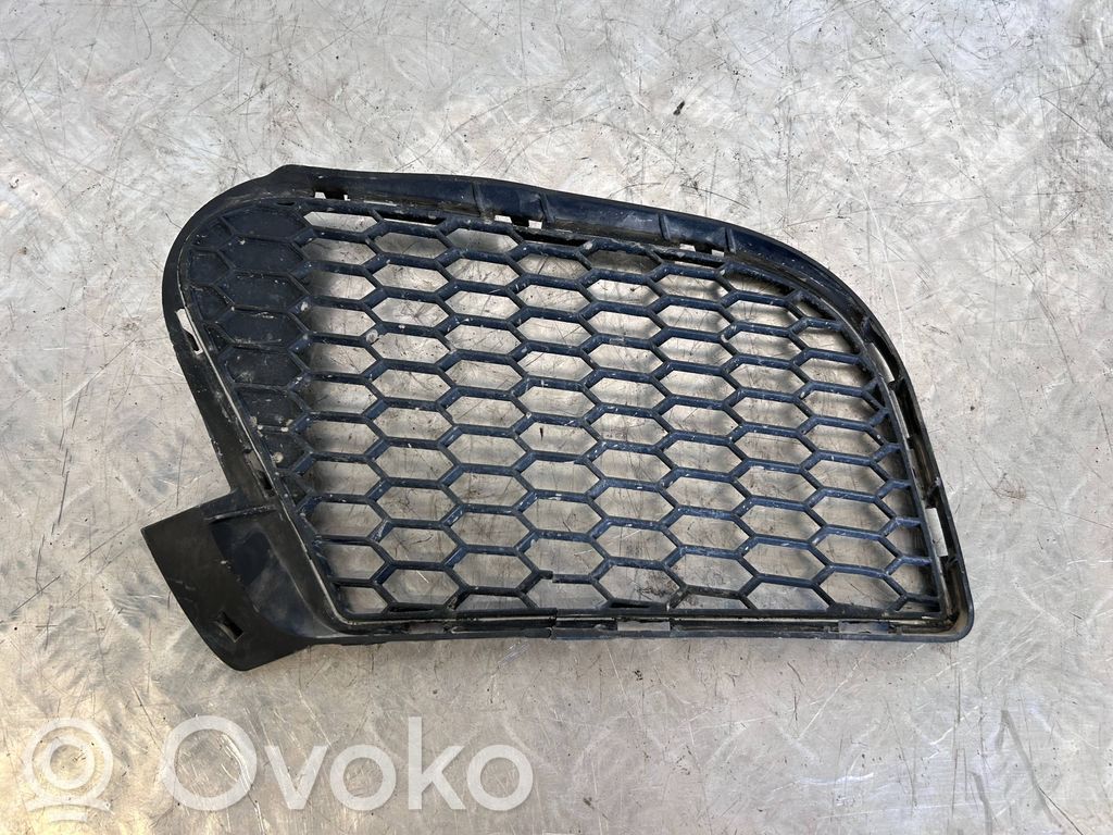 BMW X5M E70 Kratka dolna zderzaka przedniego 