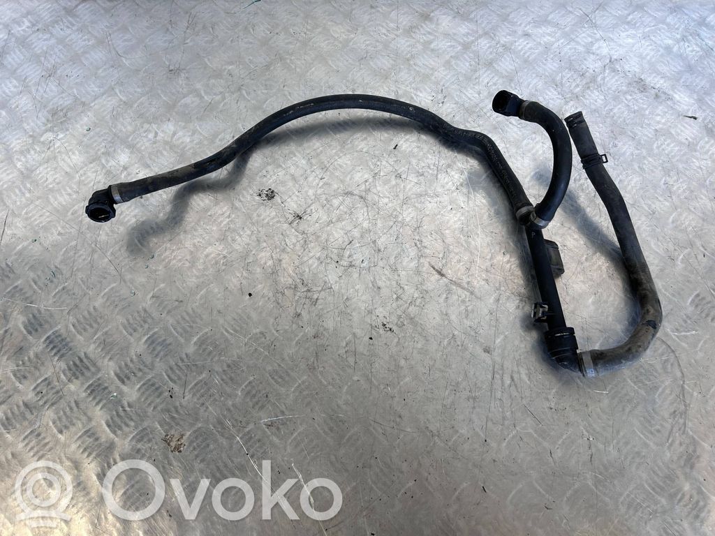 BMW X5M E70 Engine coolant pipe/hose 