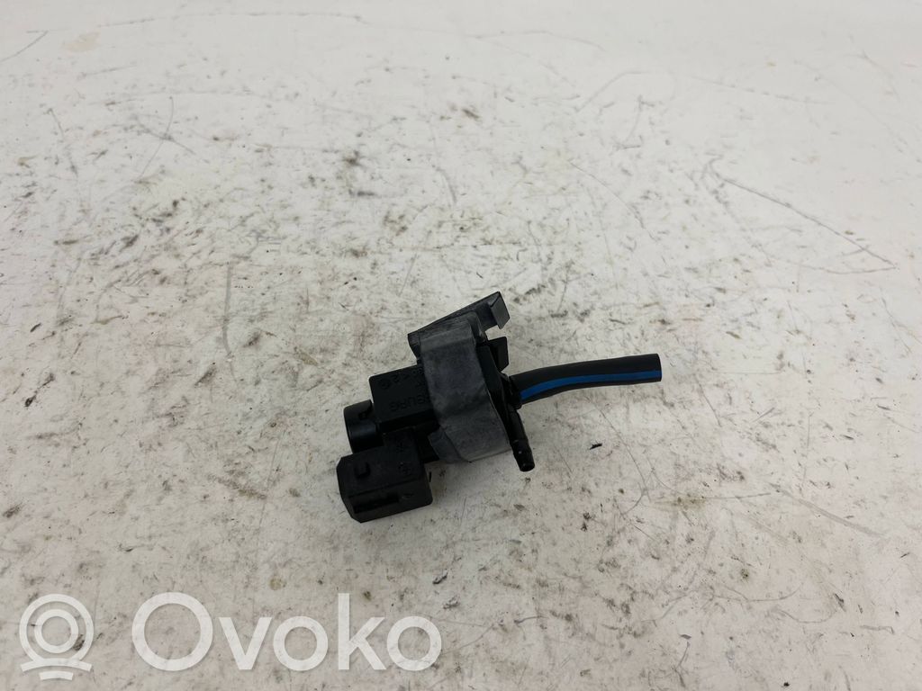 BMW X5M E70 Solenoidinis vožtuvas 