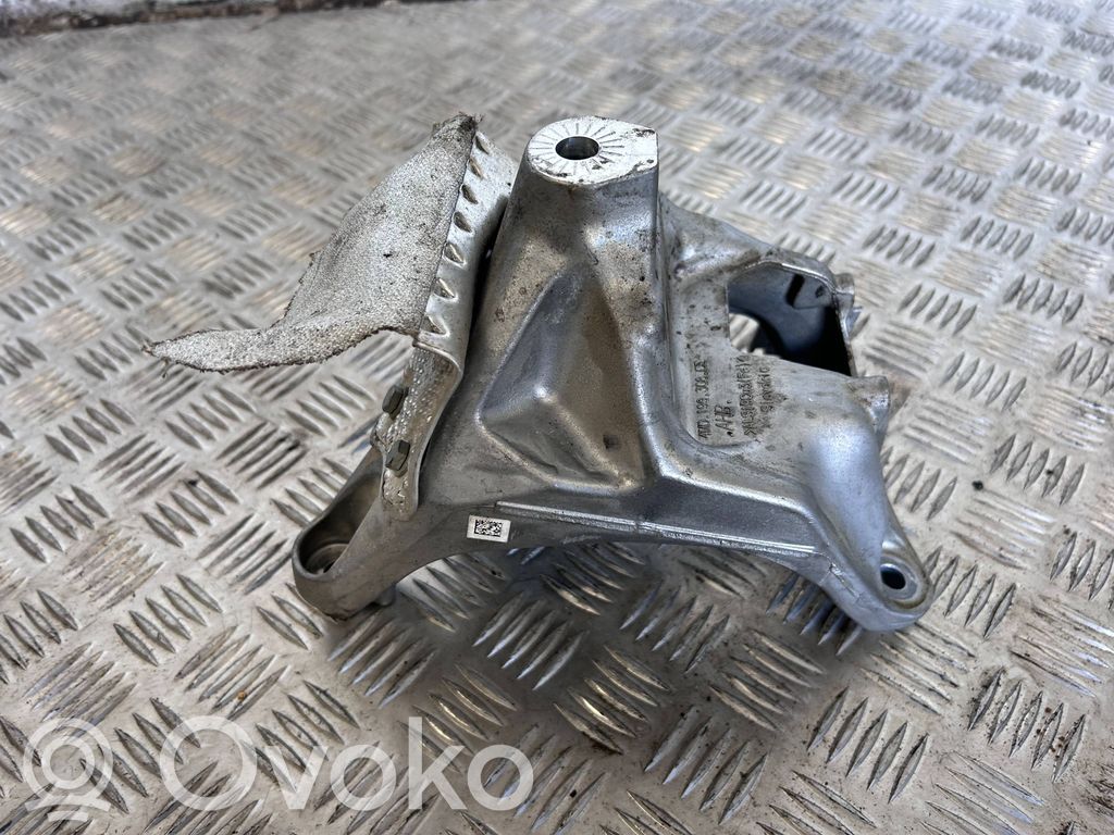Audi Q5 SQ5 FY Engine mounting bracket 