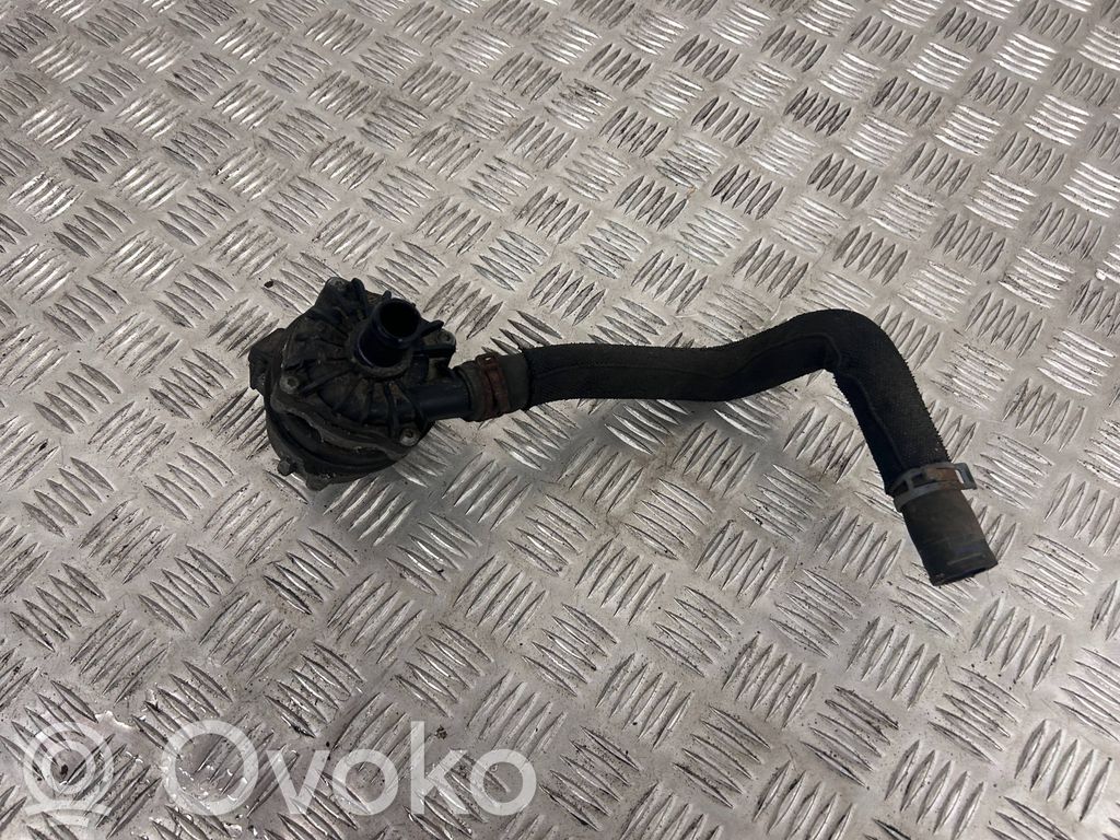 Audi A8 S8 D4 4H Electric auxiliary coolant/water pump 