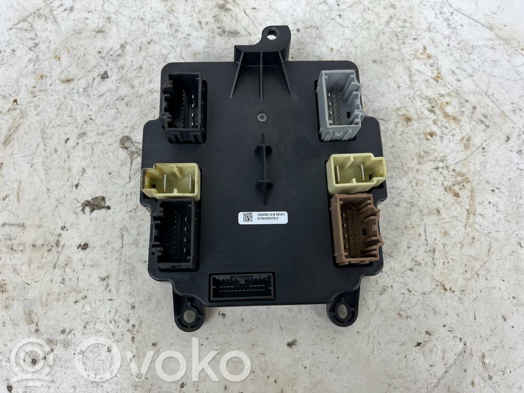 Tesla Model X Door control unit/module 