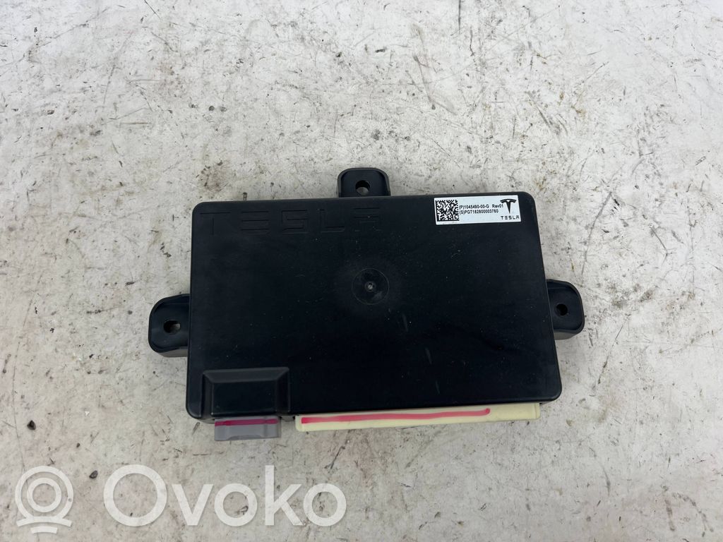 Tesla Model X Door control unit/module 