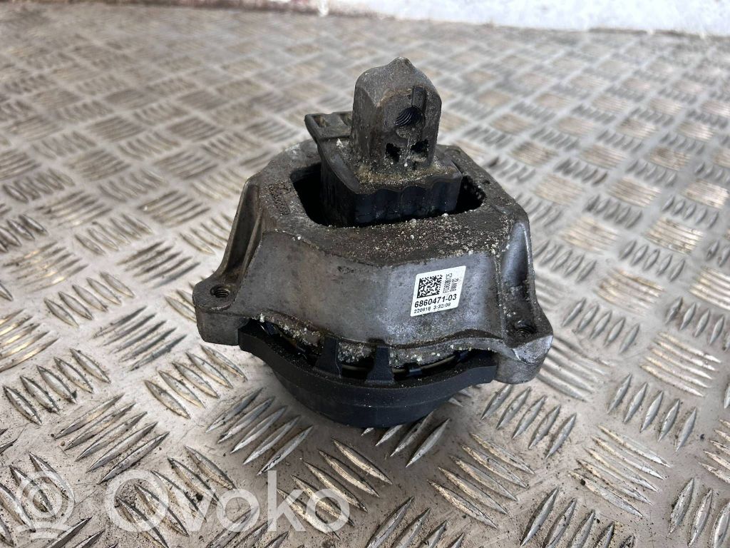 BMW X3 G01 Engine mount bracket 