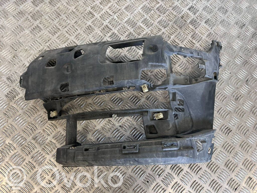 BMW 7 G11 G12 Staffa di rinforzo montaggio del paraurti anteriore 
