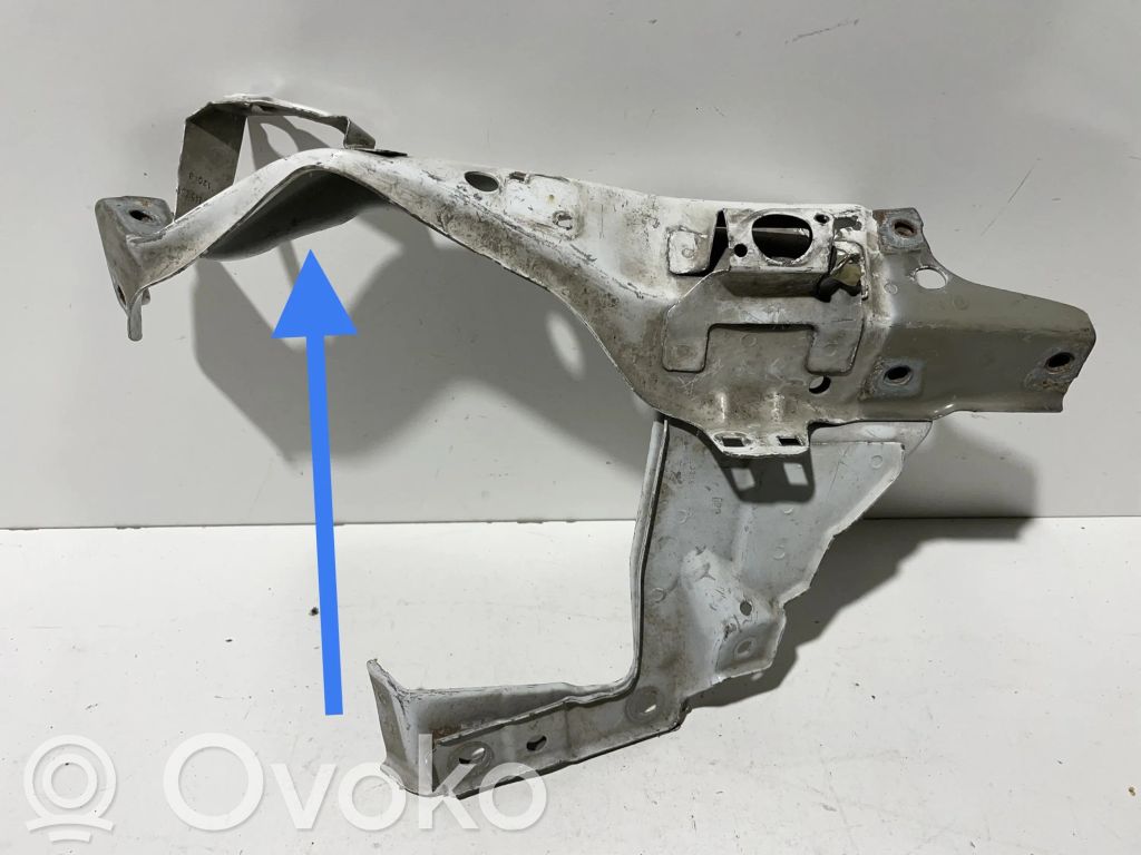 Opel Zafira B Suport montaj far 