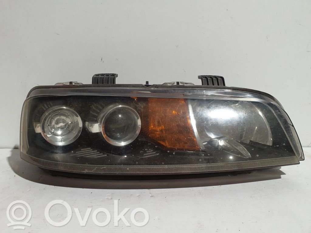 Fiat Punto (188) Etu-/Ajovalo 