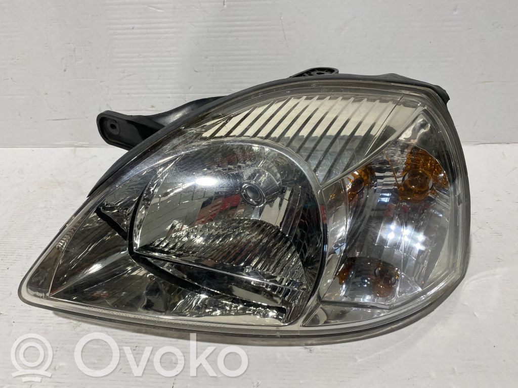 KIA Rio Scheinwerfer 