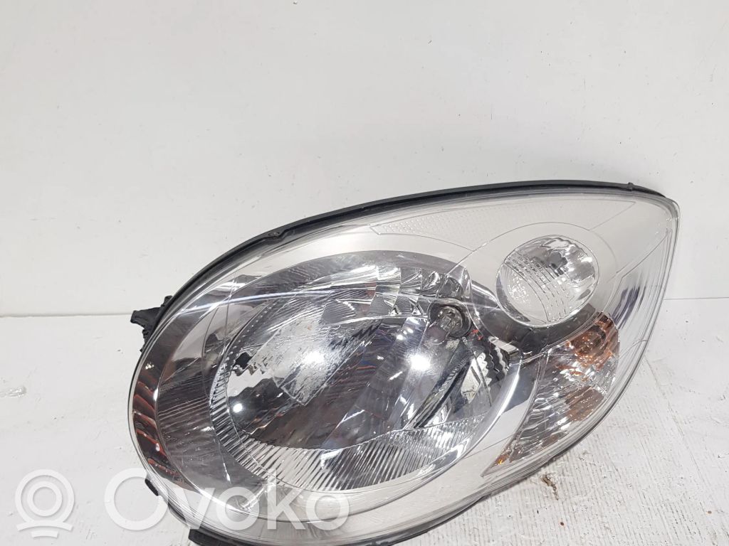 Headlight/headlamp   89032402