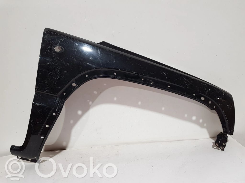 Jeep Cherokee III KJ Fender 