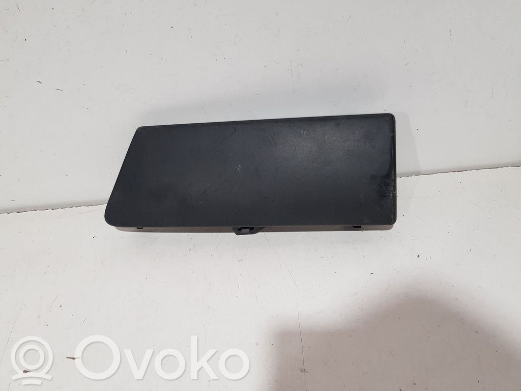 Renault Clio III Ornament colț bară față 