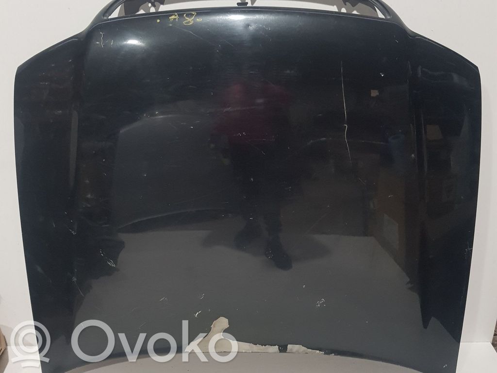 Audi A8 S8 D2 4D Konepelti 