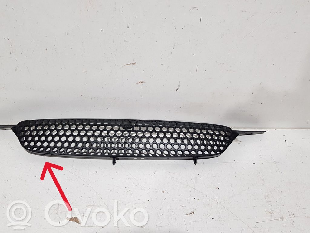 Toyota Corolla E120 E130 Kulmapaneelin paineventtiili 