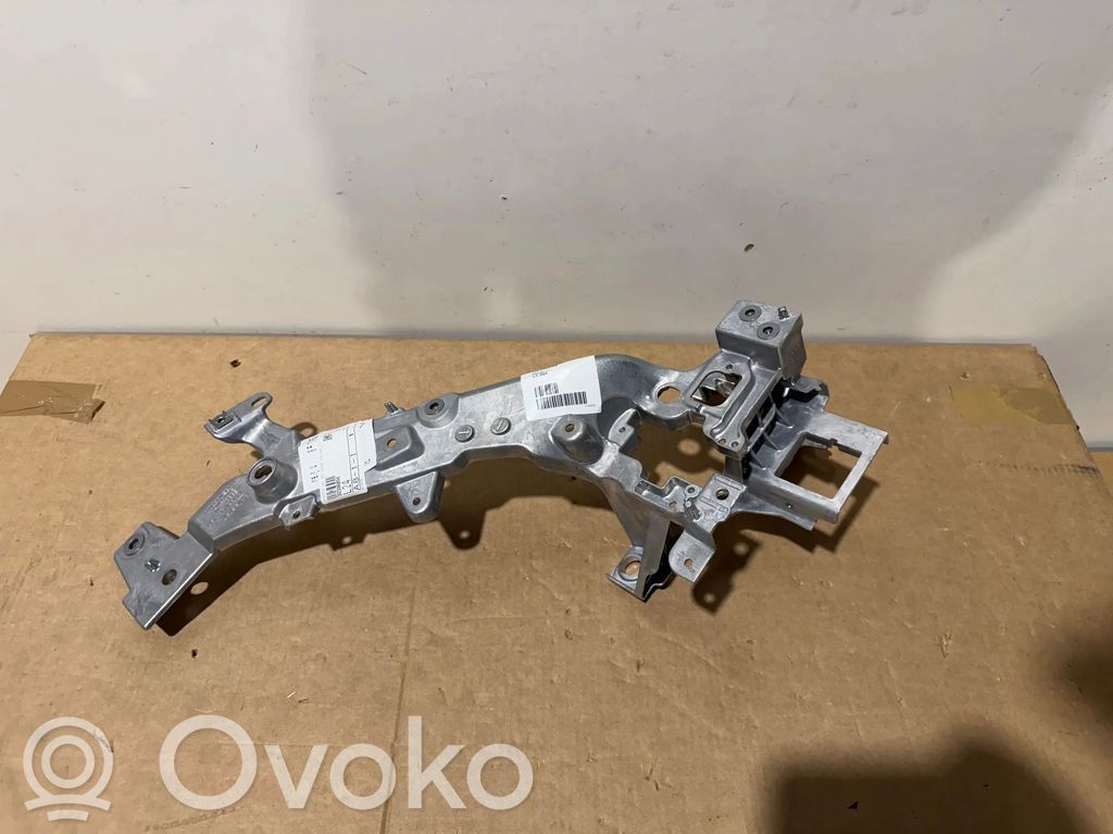 Polestar 2 Headlight/headlamp mounting bracket 