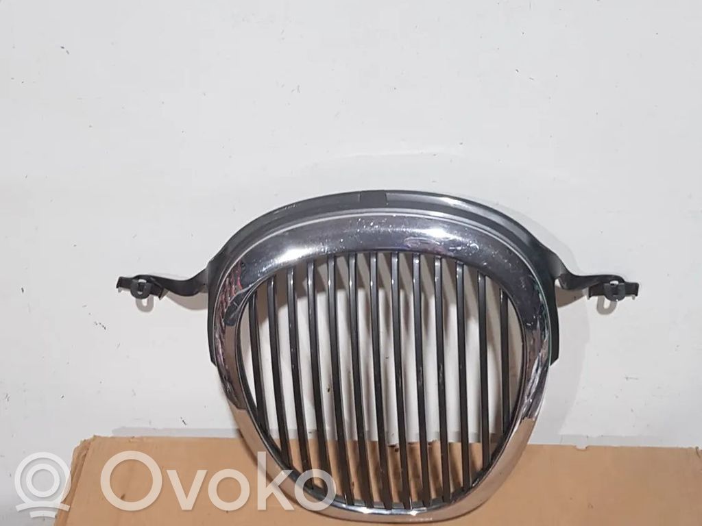 Jaguar S-Type Kulmapaneelin paineventtiili 