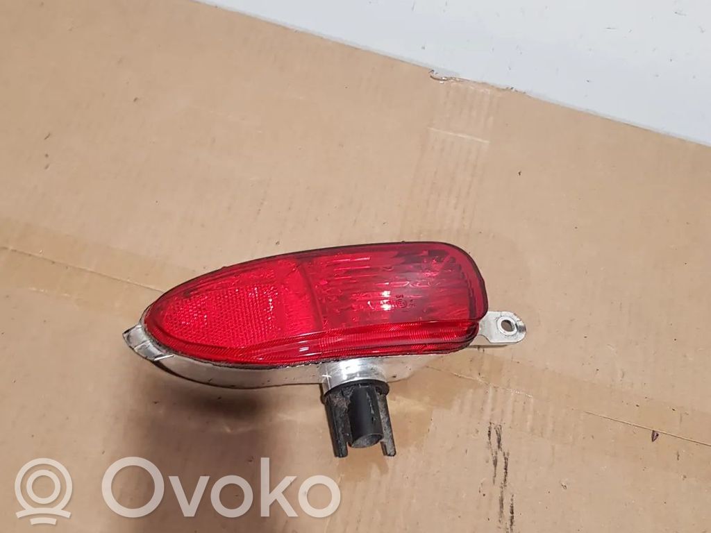 Opel Corsa C Aizmugurējais lukturis virsbūvē 