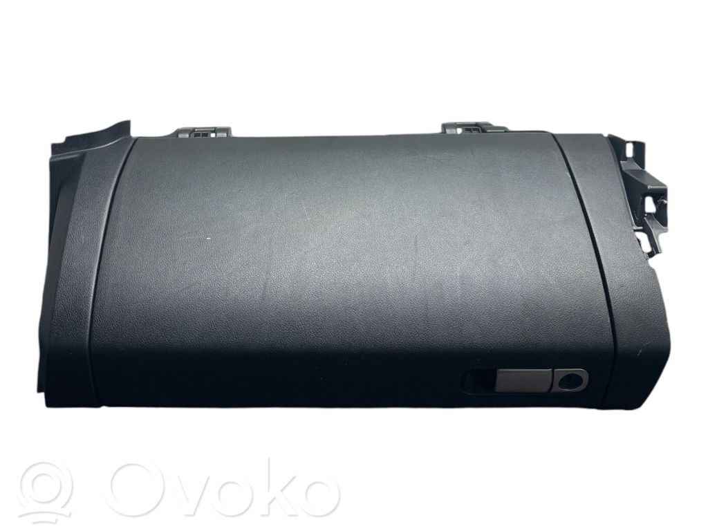 Mazda CX-7 Glove box 