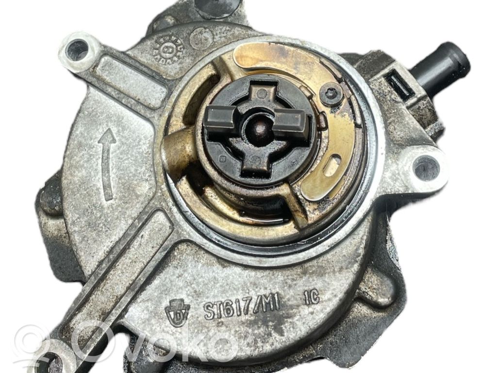 Audi A6 S6 C6 4F Vacuum pump 