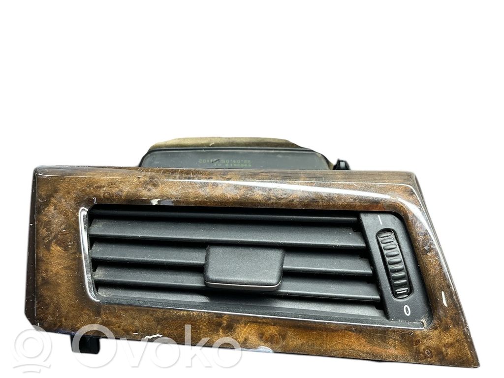 BMW 5 E60 E61 Šoninės oro grotelės 