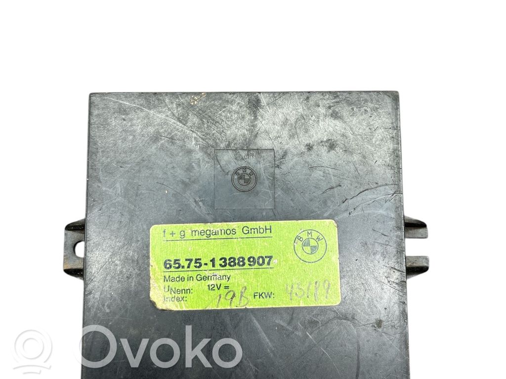 BMW 5 E34 Otras unidades de control/módulos 