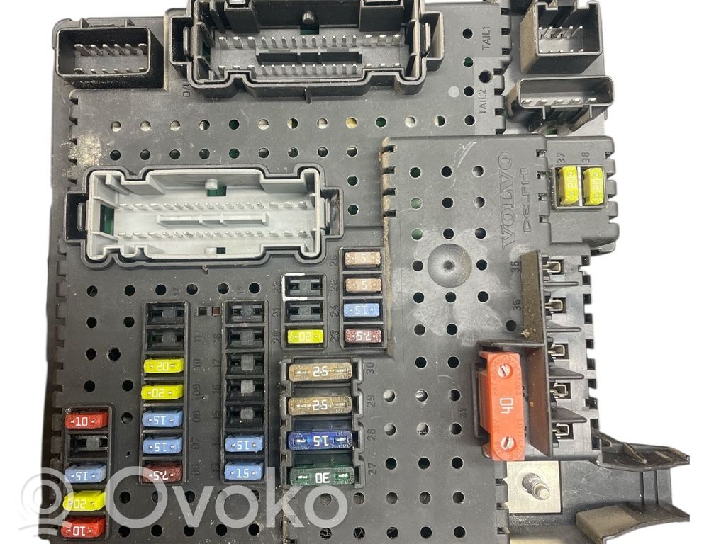 Ramka / Moduł bezpieczników   8676391,05W155,12217799