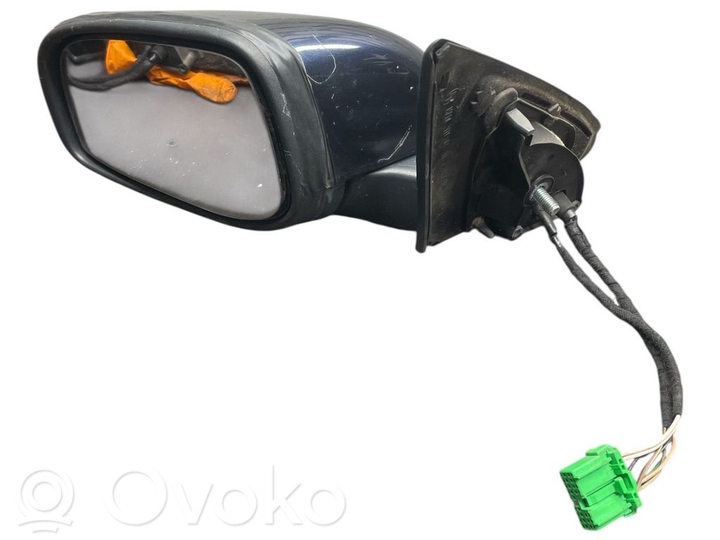Elektryczne lusterko boczne drzwi przednich   E11015846