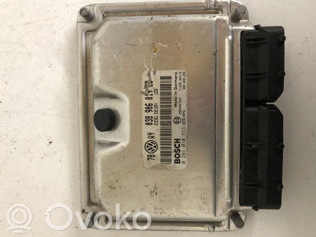 Volkswagen PASSAT B5.5 Engine control unit/module 