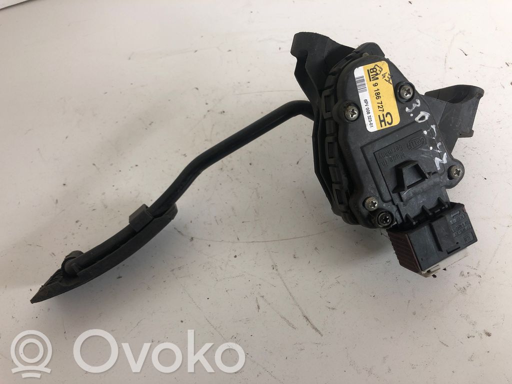 Opel Vectra C Akseleratora pedālis 
