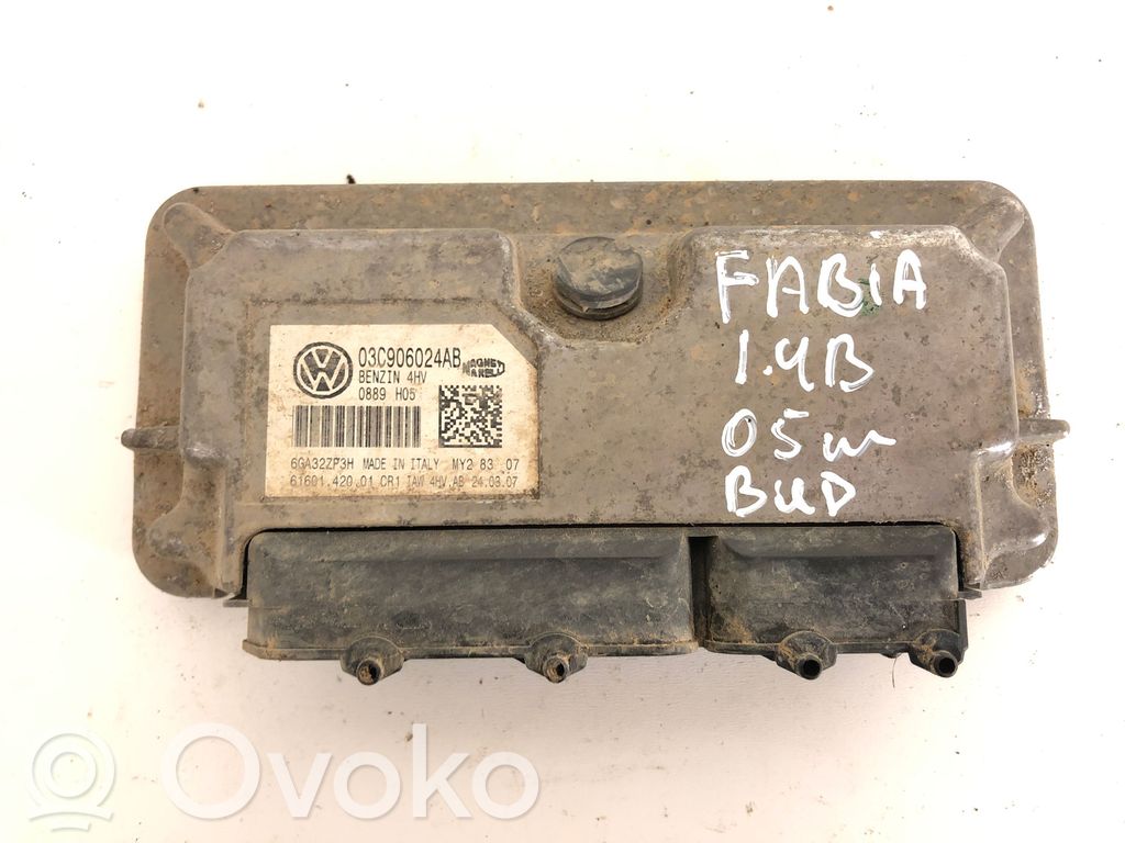 Skoda Fabia Mk1 (6Y) Engine control unit/module 