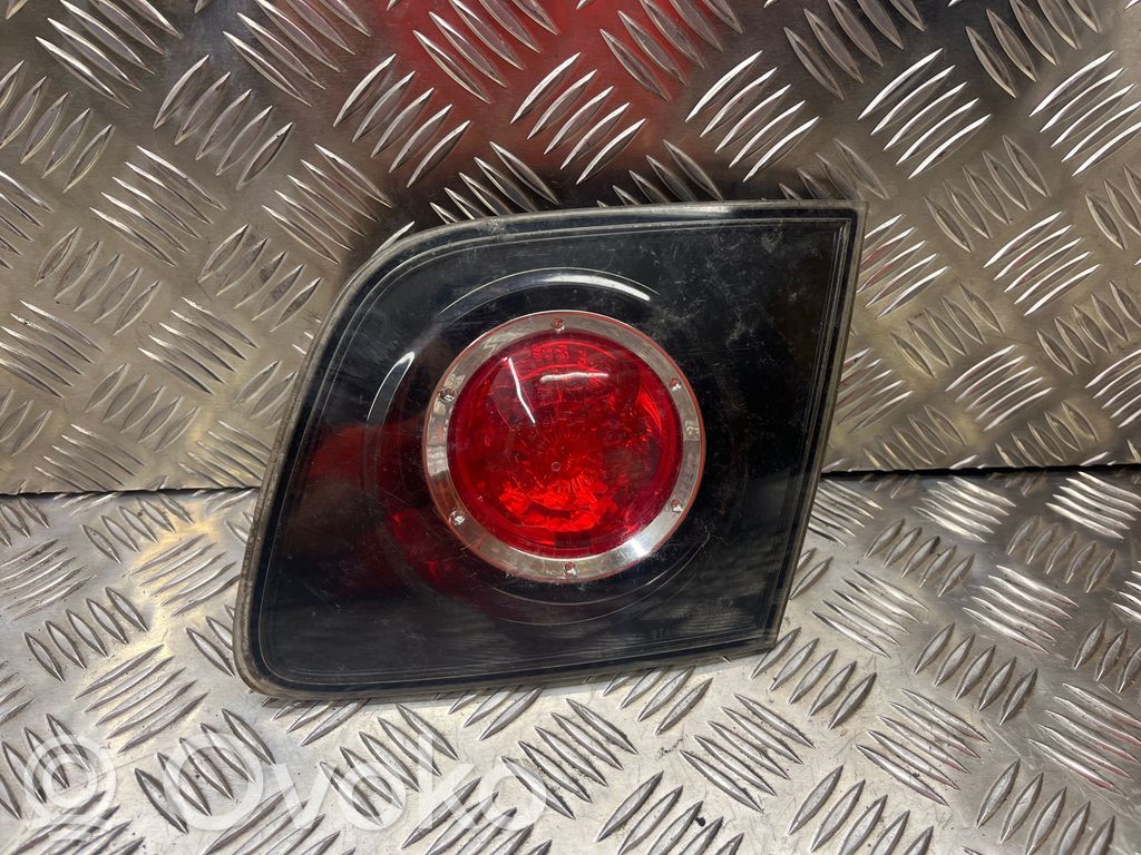 Mazda 3 I Takaluukun takavalot 