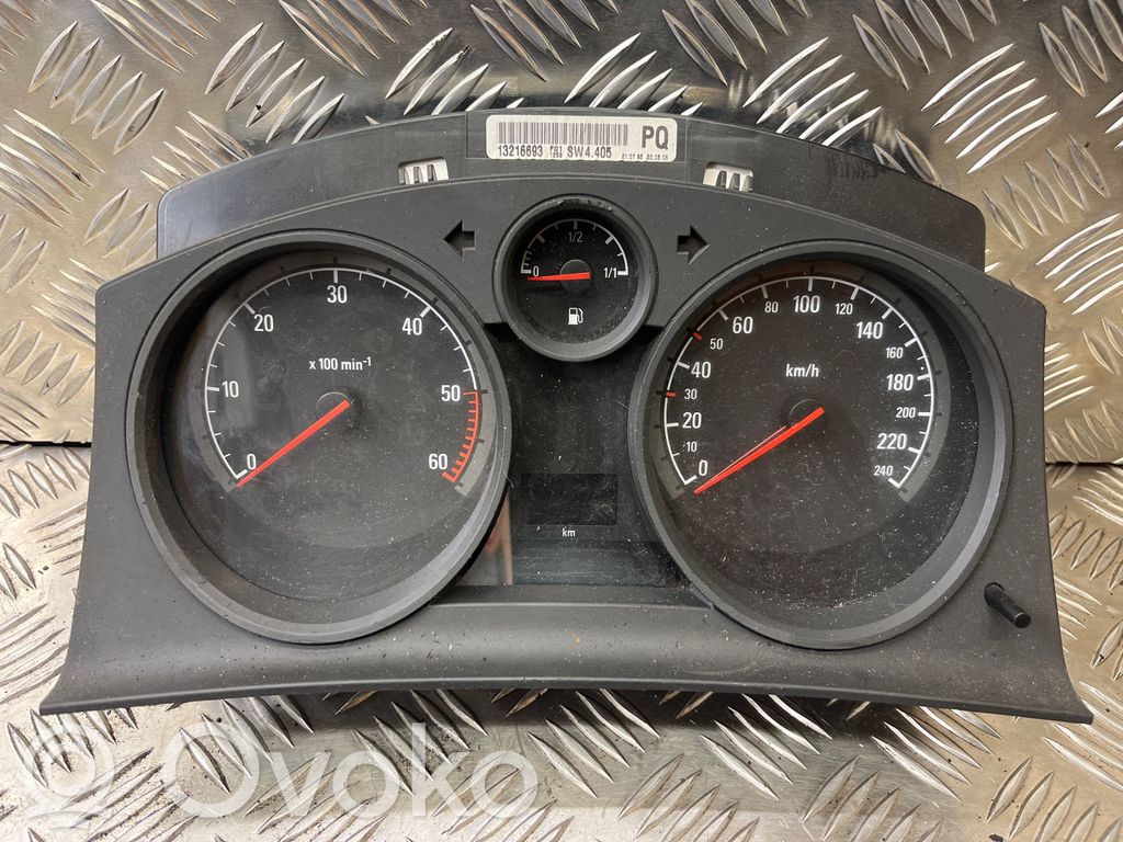 Opel Astra H Speedometer (instrument cluster) 