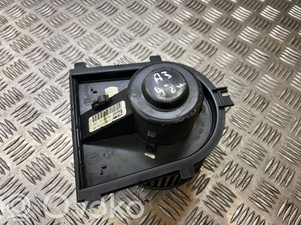 Audi A3 S3 8L Heizungslüfter 
