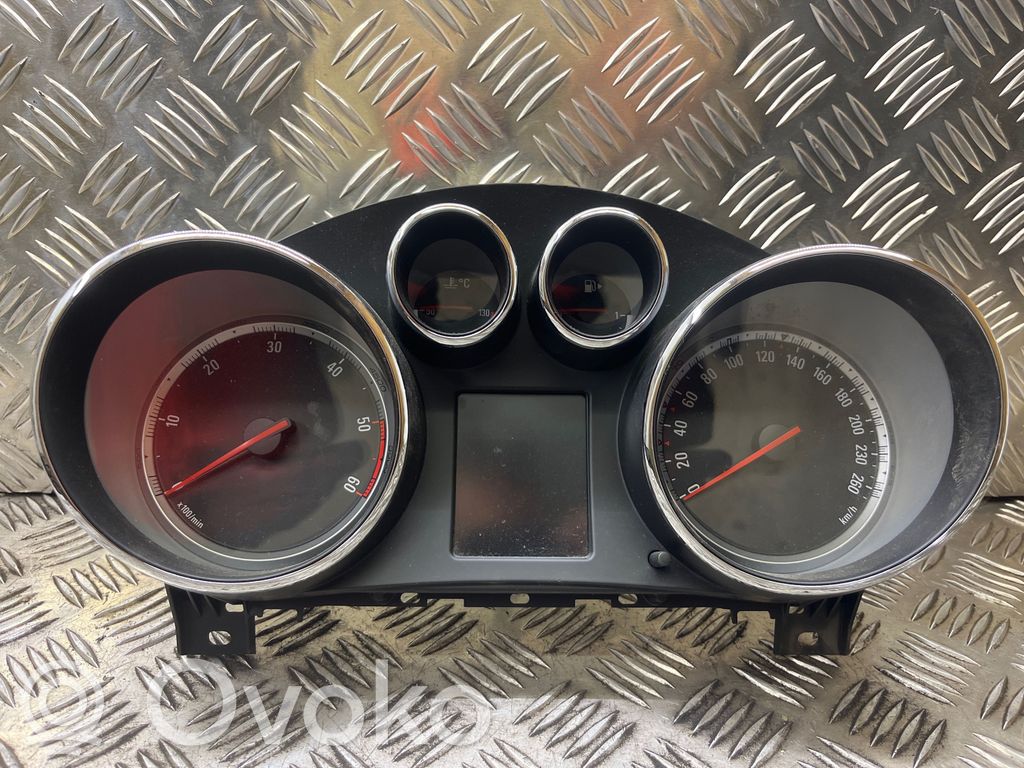 Opel Insignia A Speedometer (instrument cluster) 