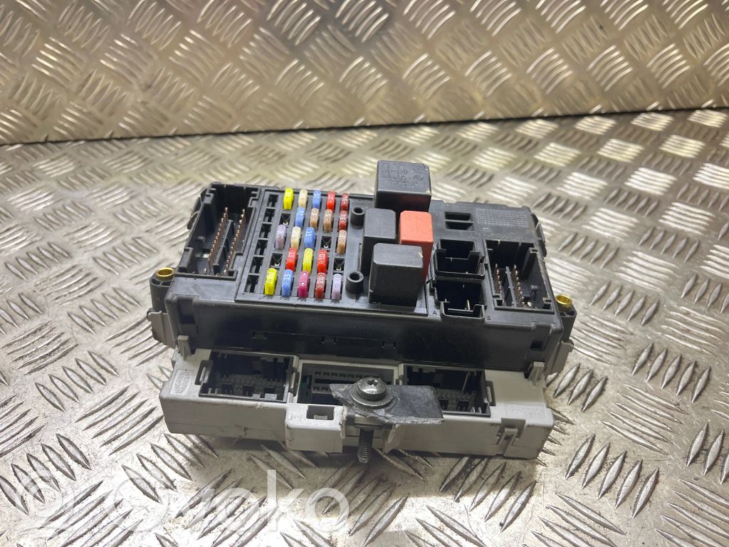 Iveco Daily 35 - 40.10 Airbag control unit/module 