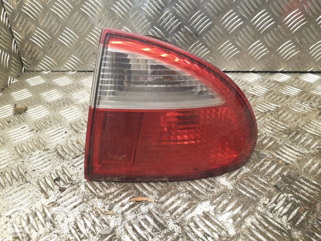 Seat Leon (1M) Takaluukun takavalot 