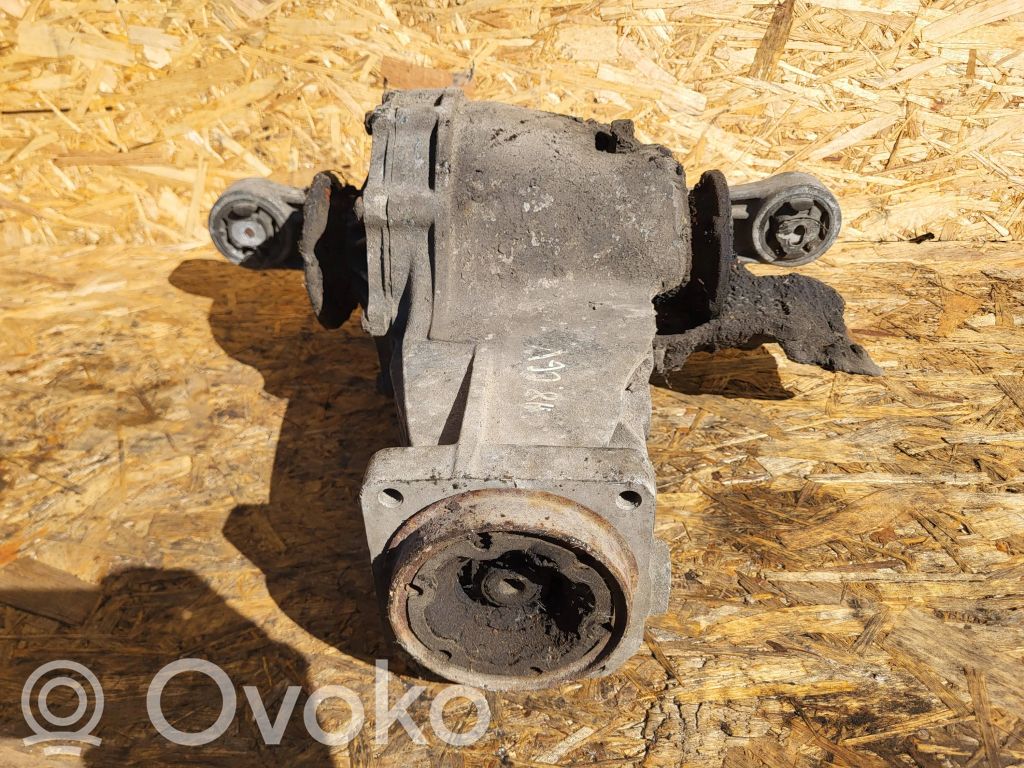 Audi A8 S8 D2 4D Galinis reduktorius 